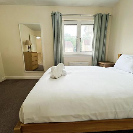 Glasgow Central - Entire House - Free Parking , Free Super Fast Wifi , Private Garden & Parking Security Dış mekan fotoğraf