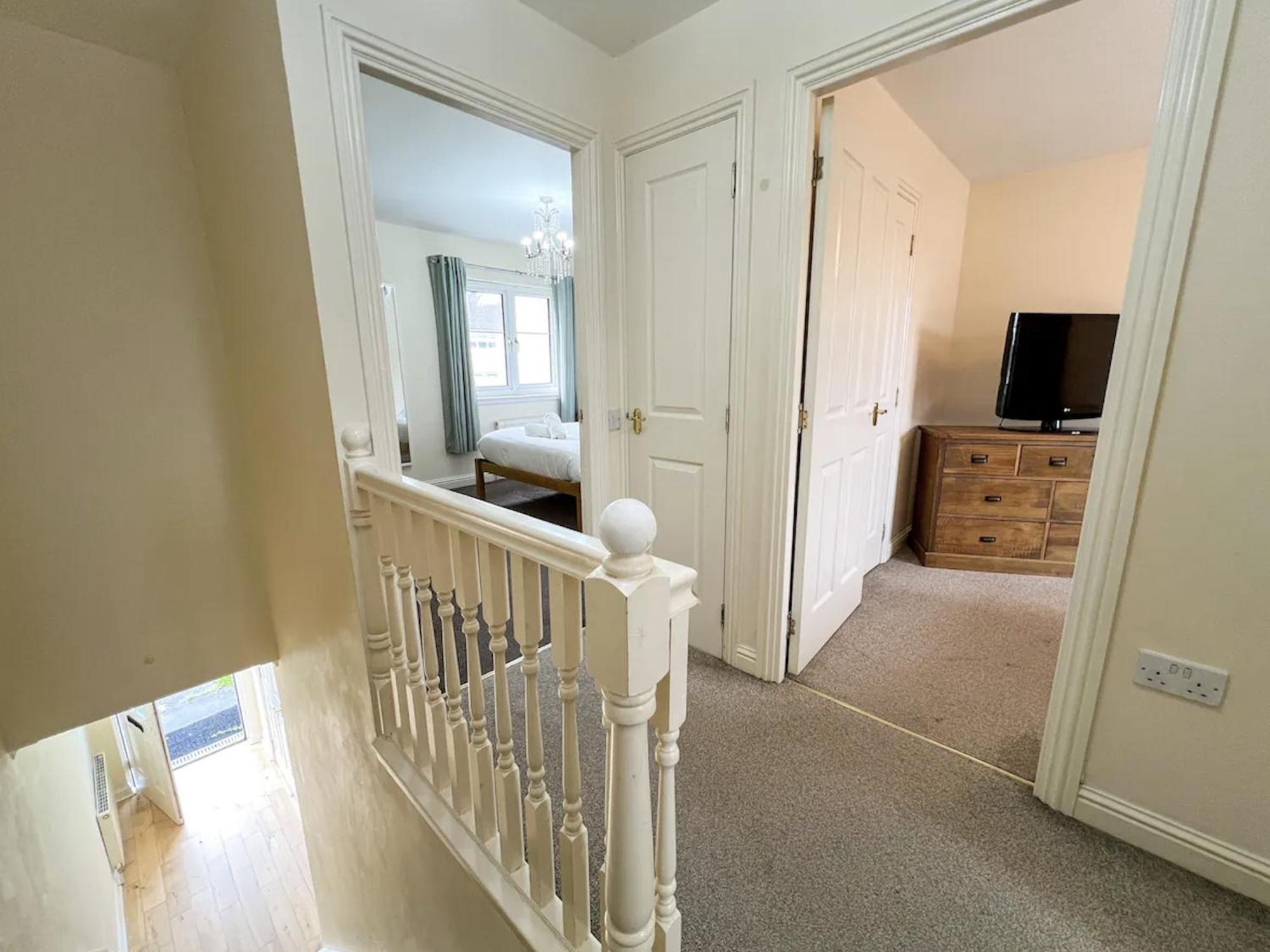 Glasgow Central - Entire House - Free Parking , Free Super Fast Wifi , Private Garden & Parking Security Dış mekan fotoğraf